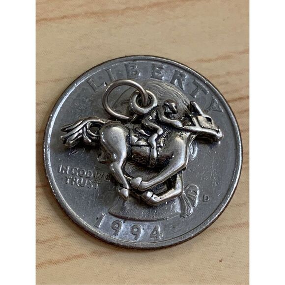 .925 Vintage Race Horse Sterling Silver Jewelry Charm #horse track - Picture 3 of 3